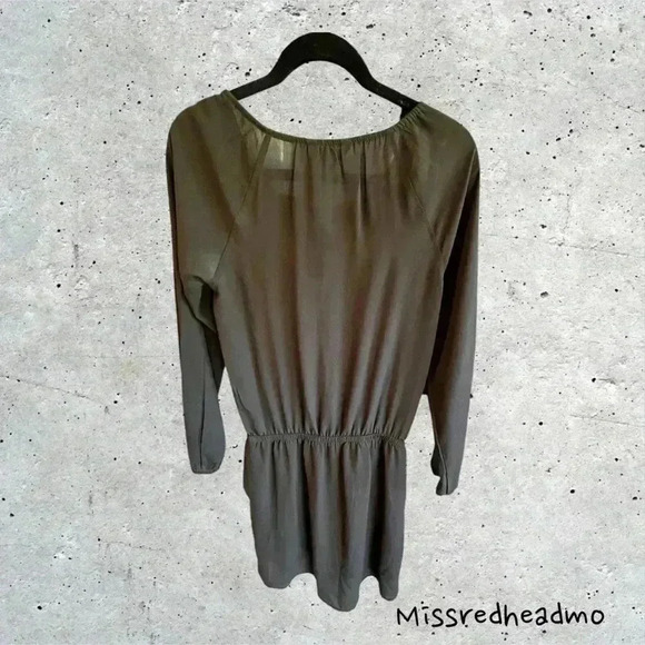 ~Express~ Dress - Small - Picture 2 of 3